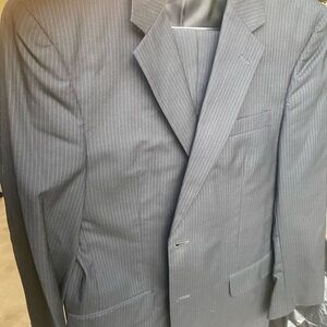 Jos A Banks Men's Pinstripe Gray Blazer - 42R